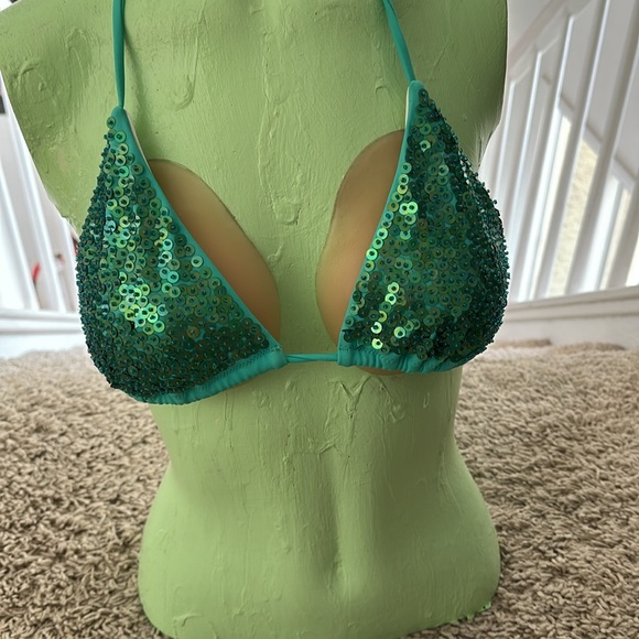 Victoria’s Secret swim collection A greenish sequin not to sparkly bikini - Picture 10 of 11